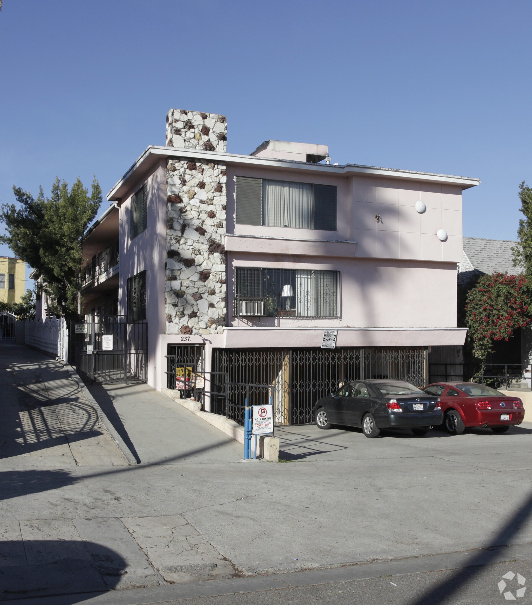 237 N Catalina St, Los Angeles, CA for sale Primary Photo- Image 1 of 1