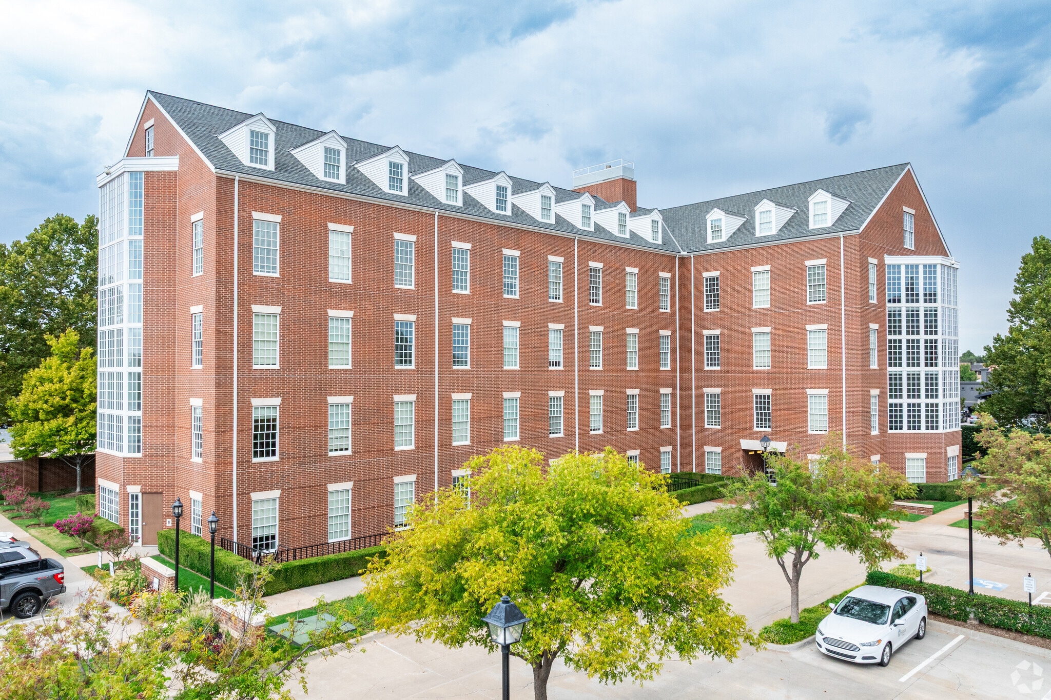 6300 N Western Ave, Oklahoma City, OK for sale Primary Photo- Image 1 of 7