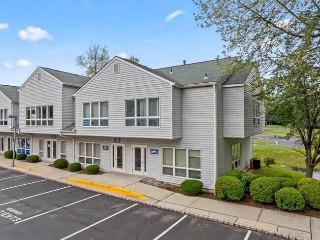 Plus de détails pour 1594-1600 US Highway 130, North Brunswick, NJ - Bureau, Bureau/Médical à louer