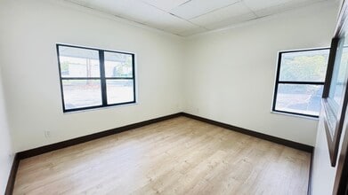 8421 Baymeadows Way, Jacksonville, FL for lease Interior Photo- Image 1 of 14