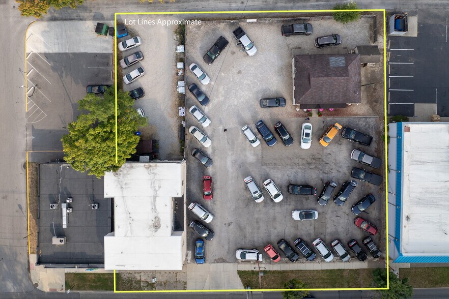 4760-4764 N High St, Columbus, OH à vendre - Photo du bâtiment - Image 1 de 54