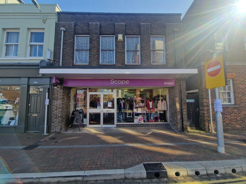 21a North Cross St, Gosport à louer - Photo du bâtiment - Image 2 de 9