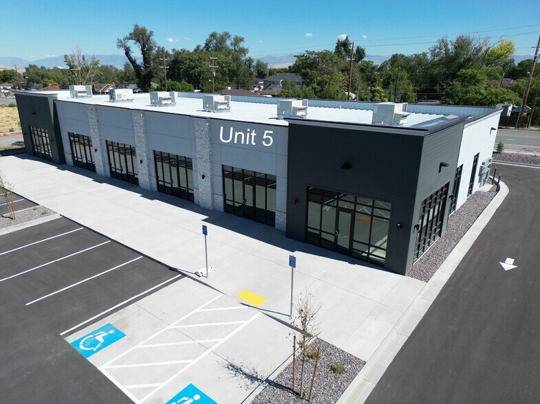 2850 S 8400 W, Magna, UT à louer - Photo du bâtiment - Image 2 de 8