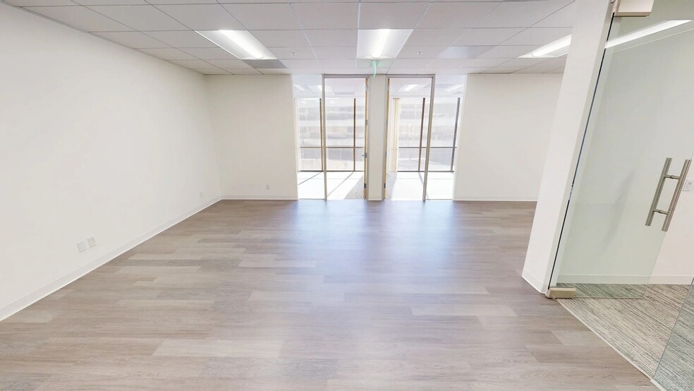 8383 Wilshire Blvd, Beverly Hills, CA for lease - Matterport 3D Scan - Image 3 of 18