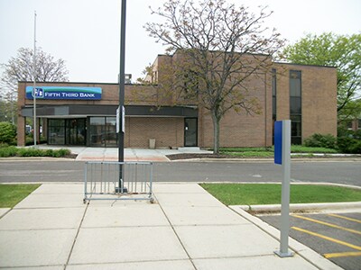 1500 N Main St, Wheaton, IL for lease - Building Photo - Image 1 of 1