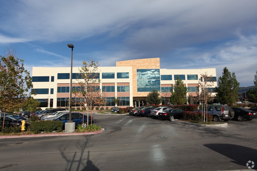 30930 Russell Ranch Rd, Westlake Village, CA for lease - Building Photo - Image 2 of 8