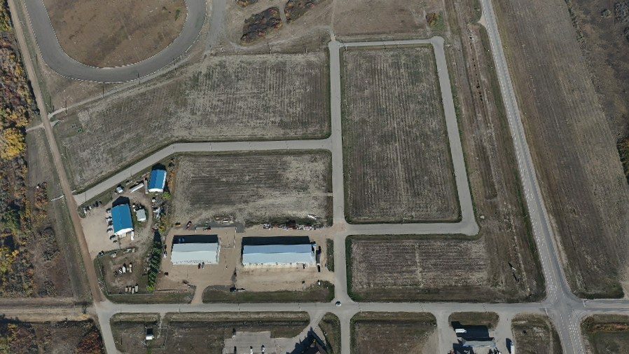 101 Red Willow Av, Whitecap, SK à louer - Aérien - Image 2 de 3