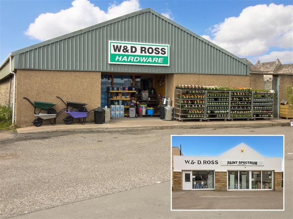 W&D Ross Hardware Store & Paint Spectrum portfolio of 2 properties for sale on LoopNet.ca Primary Photo- Image 1 of 34
