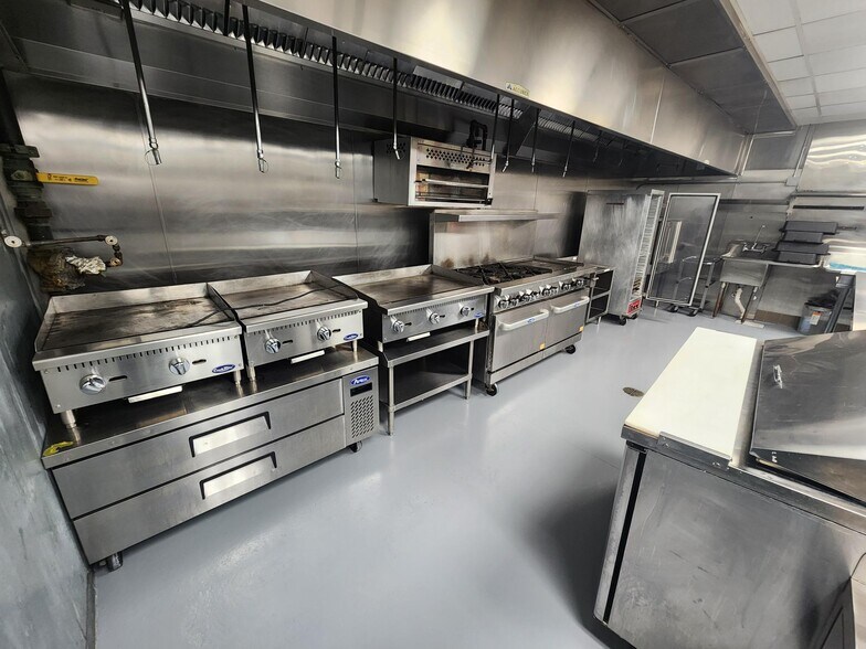 122 Main St, Thomson, GA à vendre - Photo du bâtiment - Image 3 de 32