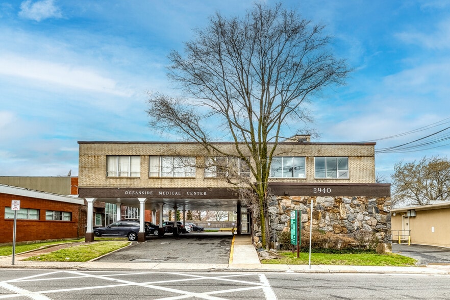 2940 Lincoln Ave, Oceanside, NY à vendre - Photo du bâtiment - Image 2 de 32