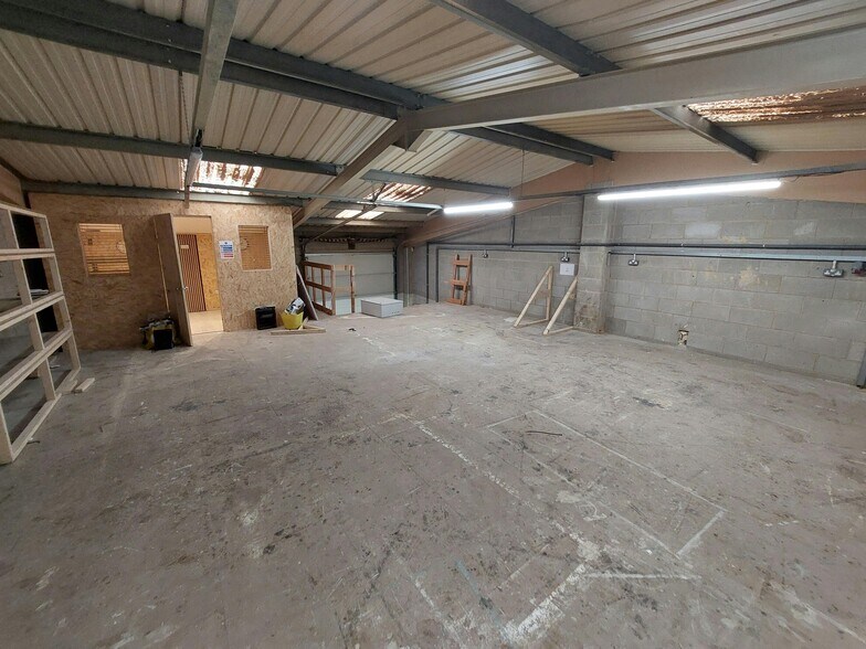 Beacon Ct, New Ollerton à louer - Photo du bâtiment - Image 2 de 7