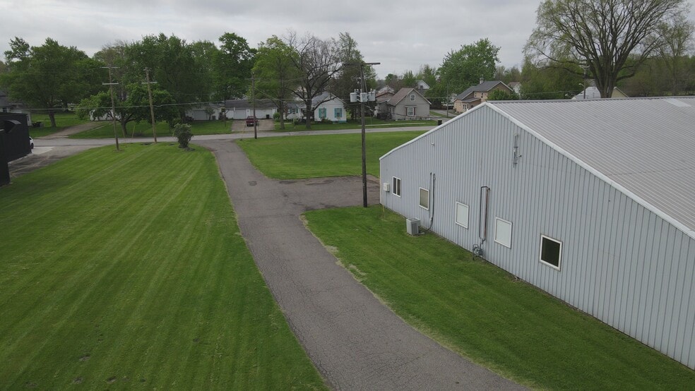 221 W Cherry St, Butler, IN for sale - Commercial Listing Video - Image 2 of 14
