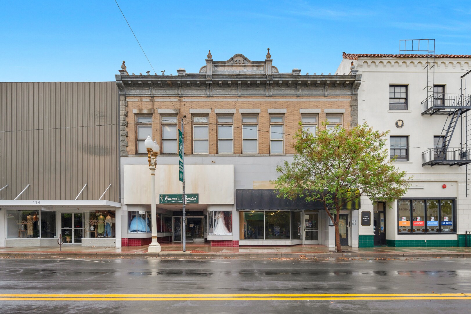 121 W 7th St, Hanford, CA for lease Building Photo- Image 1 of 13