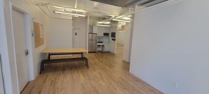 254 W 31st St, New York, NY for lease Interior Photo- Image 1 of 7