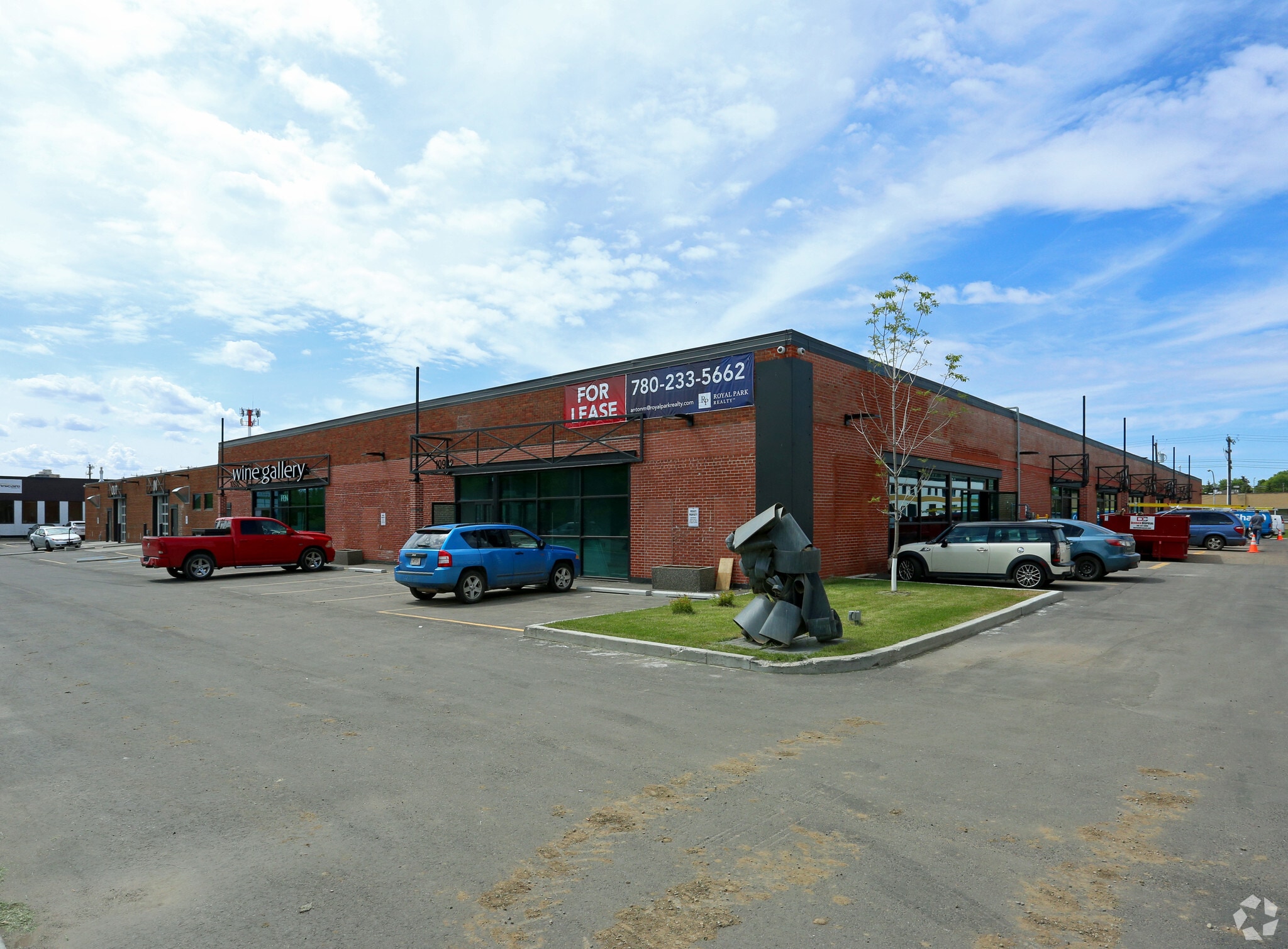 10939 120th St NW, Edmonton, AB for lease Building Photo- Image 1 of 109
