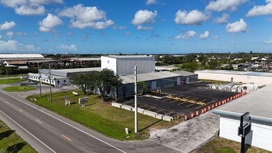 3150 Metro Pky, Fort Myers, FL à louer Photo intérieure- Image 1 de 9