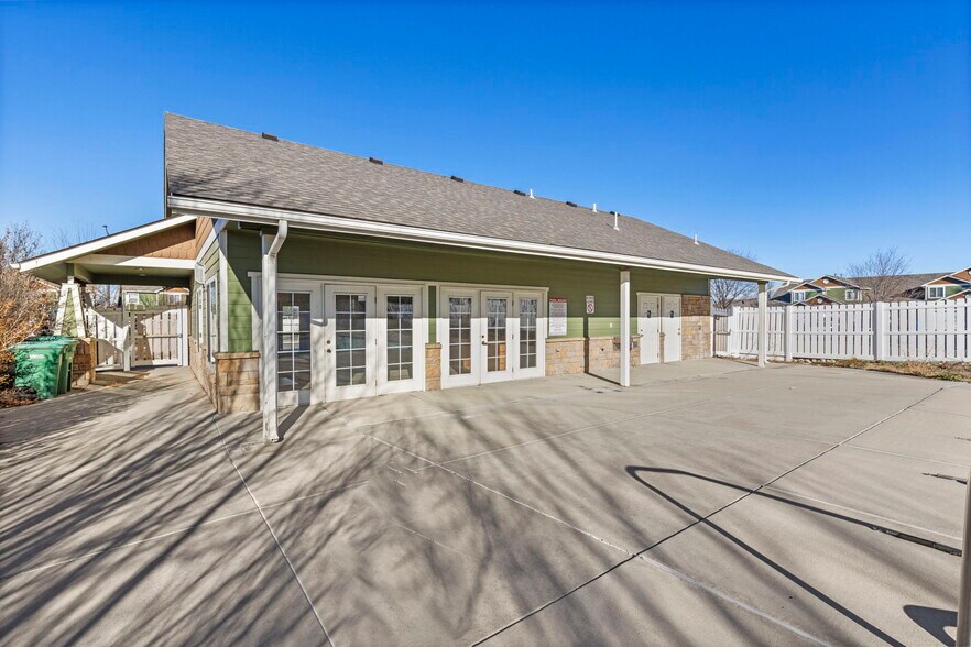 800 Waterglen Dr, Fort Collins, CO à vendre - Photo du bâtiment - Image 2 de 27