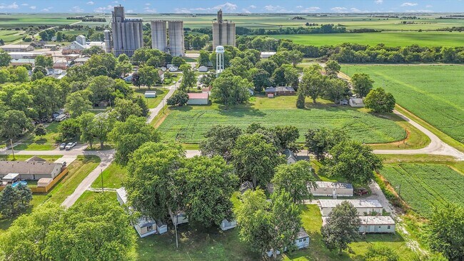 Plus de détails pour 224 N Poplar St, Ludlow, IL - Multi-résidentiel à vendre