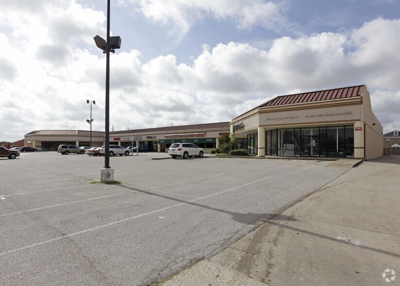 6555-6595 W Bellfort St, Houston, TX for lease - Primary Photo - Image 1 of 6