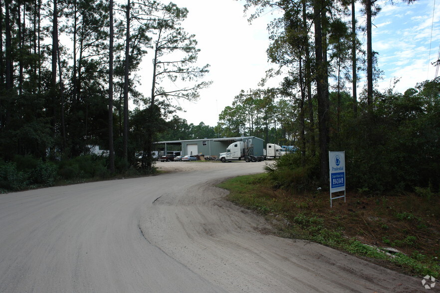 96126 Mount Zion Loop, Yulee, FL for sale - Primary Photo - Image 1 of 1