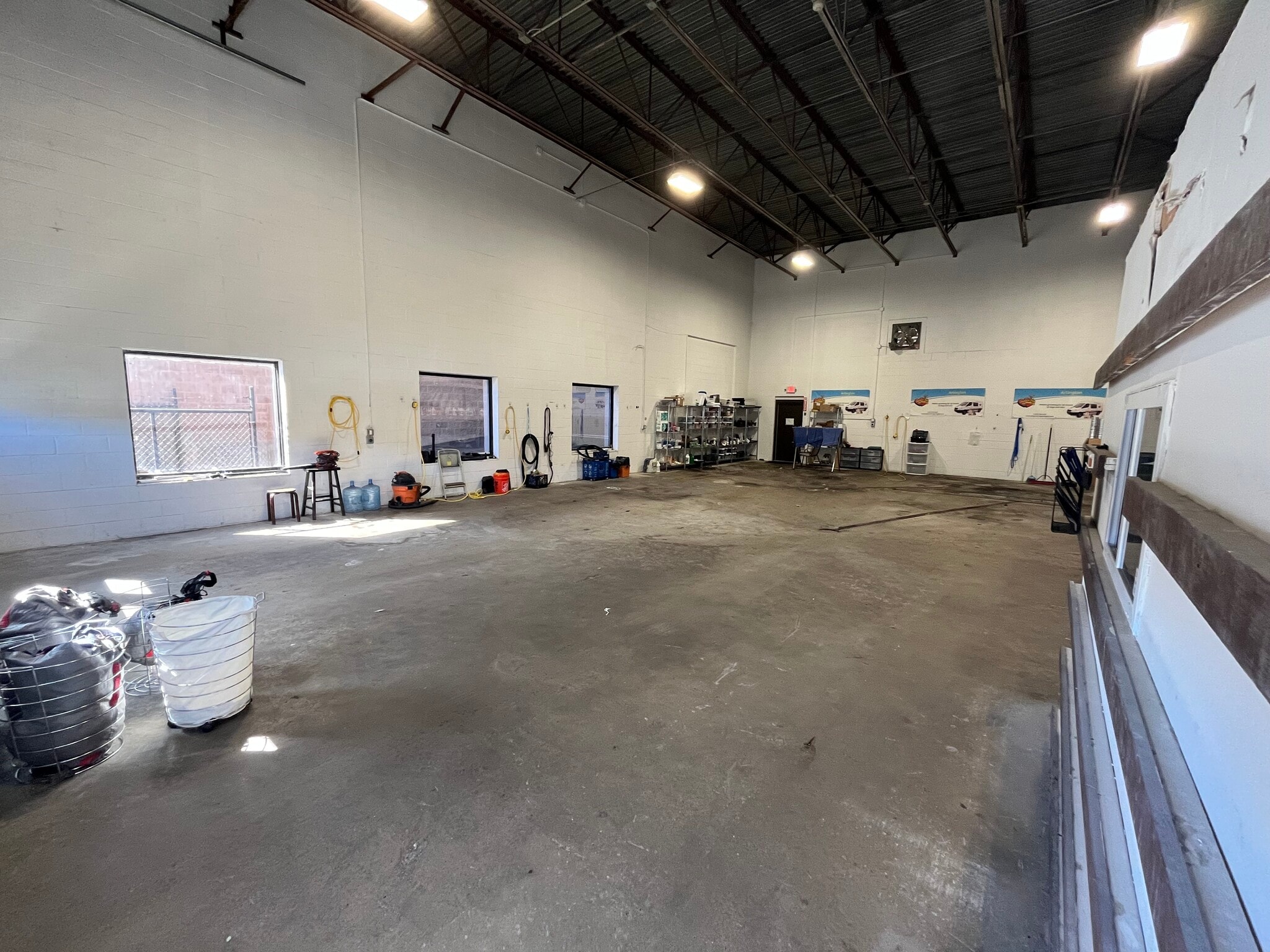 108 Clematis Ave, Waltham, MA à louer Photo intérieure- Image 1 de 4