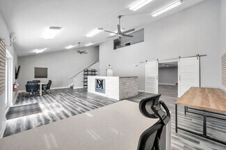 Plus de détails pour 7949 Ulmerton Rd, Largo, FL - Commerce de détail à vendre