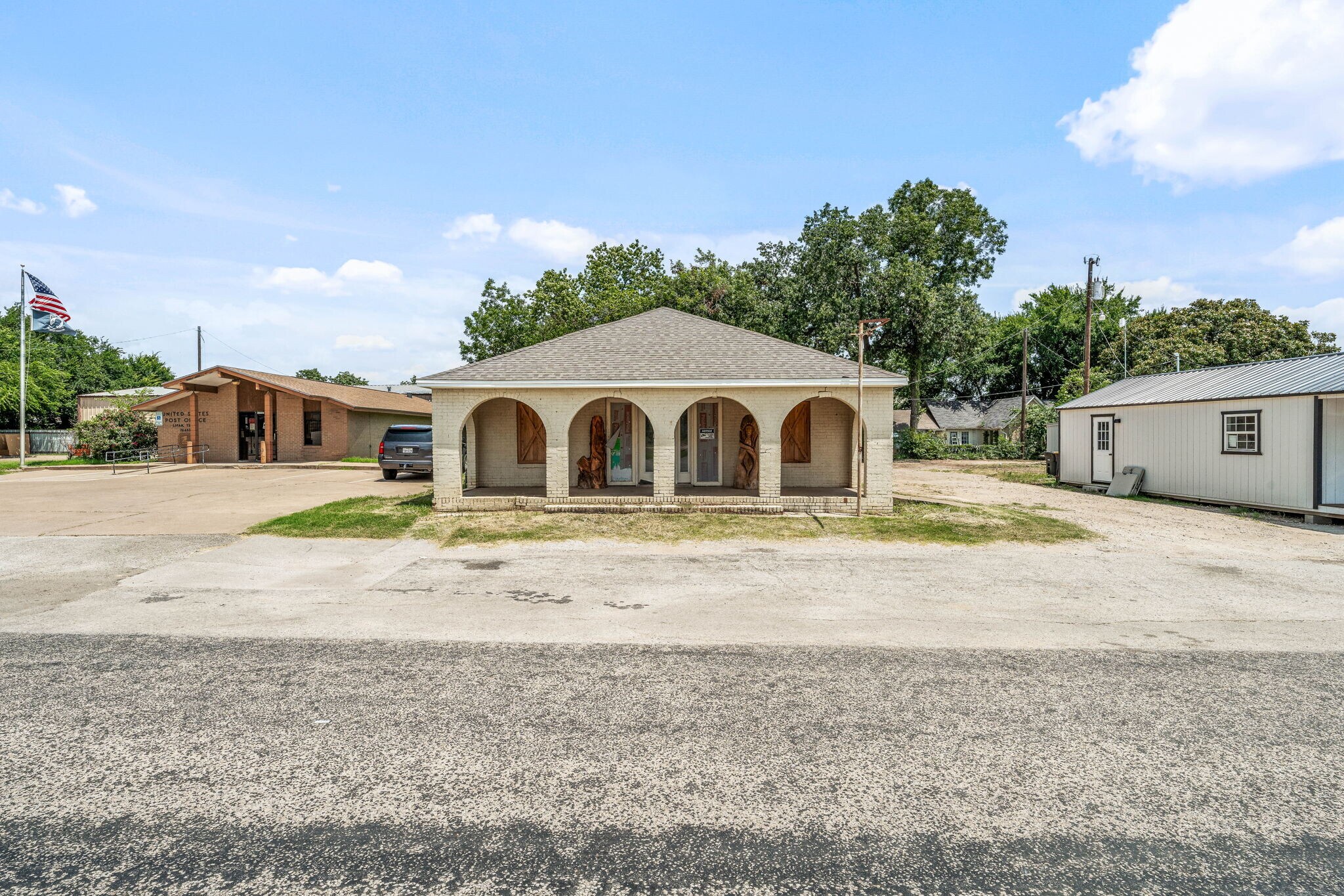 104 W Lipan Drive, Lipan, TX à vendre Photo du bâtiment- Image 1 de 1