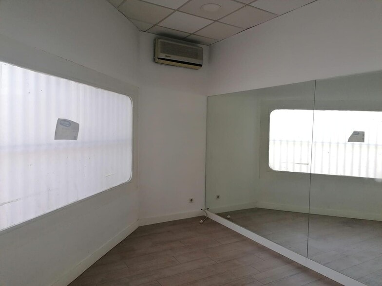 Bureau/Commerce de détail dans Alcobendas, Madrid à louer - Photo intérieure - Image 1 de 3