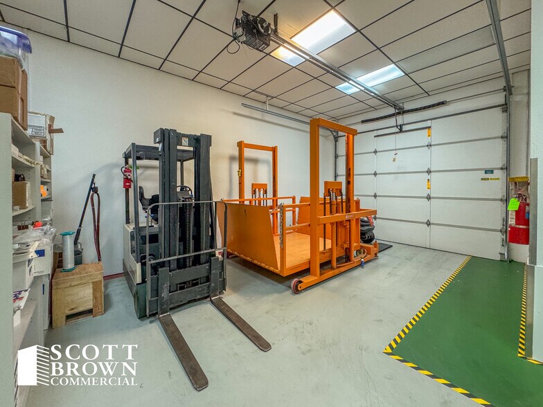 204 Cardinal Dr, Denton, TX for sale - Building Photo - Image 3 of 4