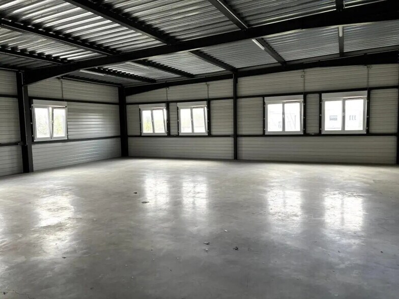 Flex dans Toulouse à louer - Photo du bâtiment - Image 3 de 23