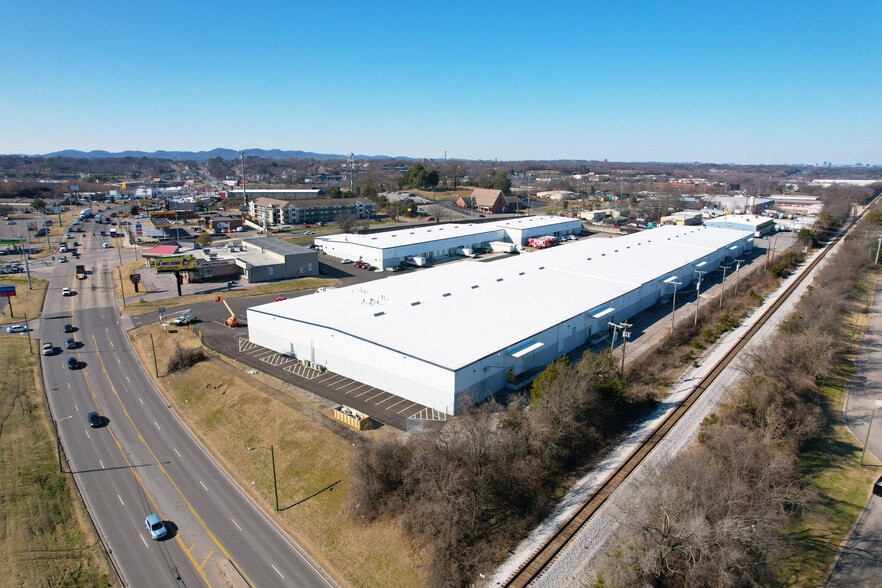 5006-5050 Harding Pl, Nashville, TN for lease - Aerial - Image 2 of 9