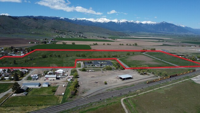More details for 0 17th St, Baker City, OR - Land for Sale