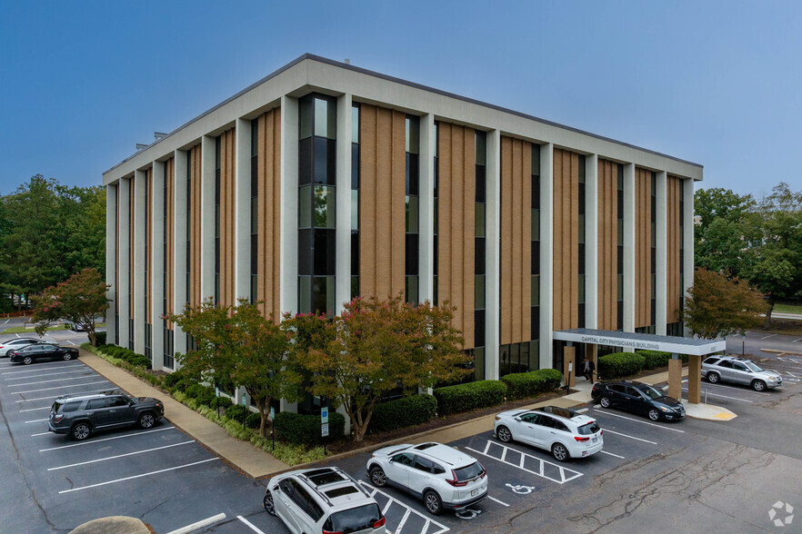 8002 Discovery Dr, Richmond, VA for lease - Building Photo - Image 1 of 27