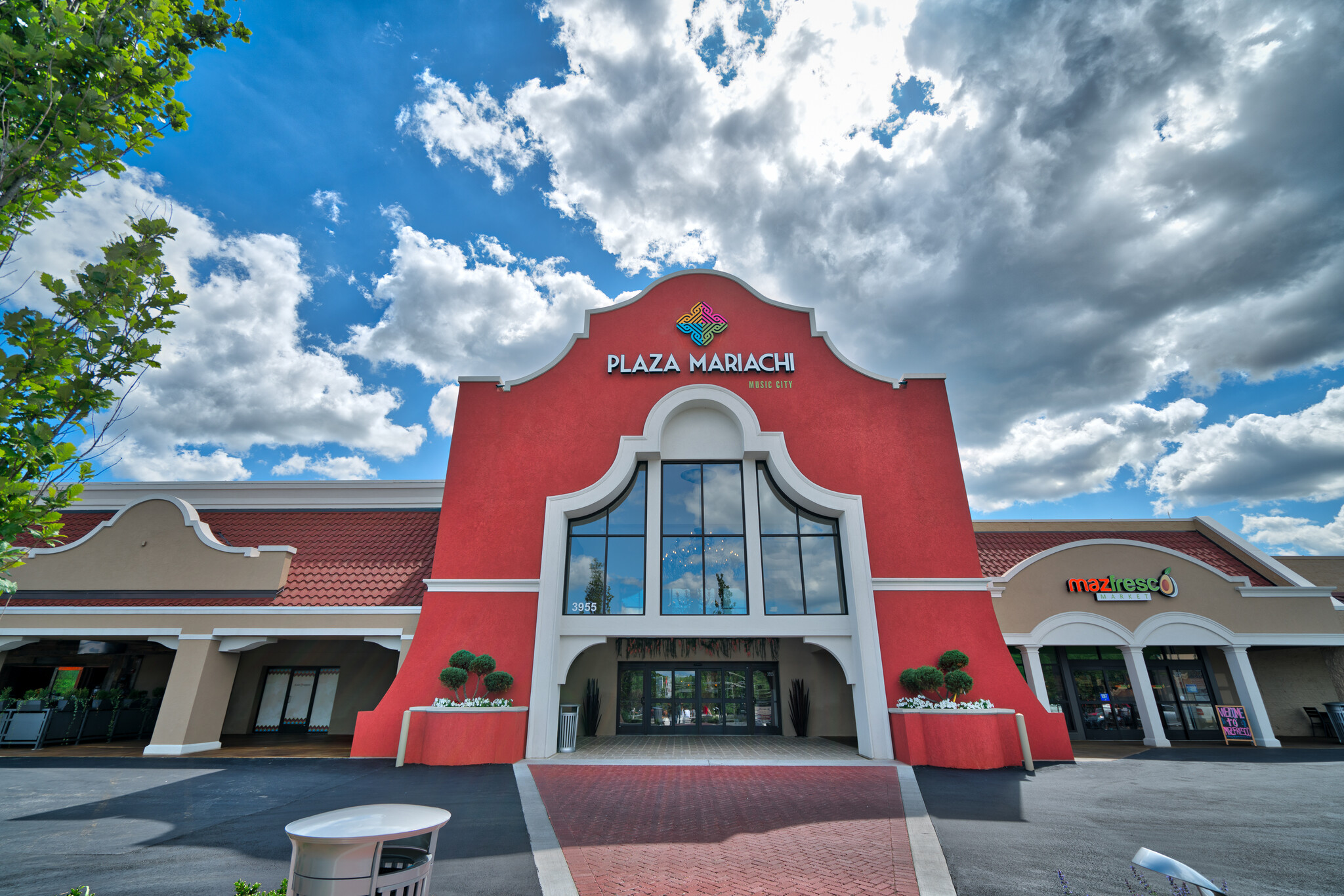 The Shops at Plaza Mariachi portfolio of 3 properties for sale on LoopNet.ca Building Photo- Image 1 of 11