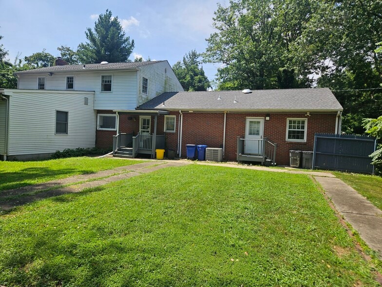 170 Scotch Rd, Ewing, NJ for sale - Building Photo - Image 2 of 17