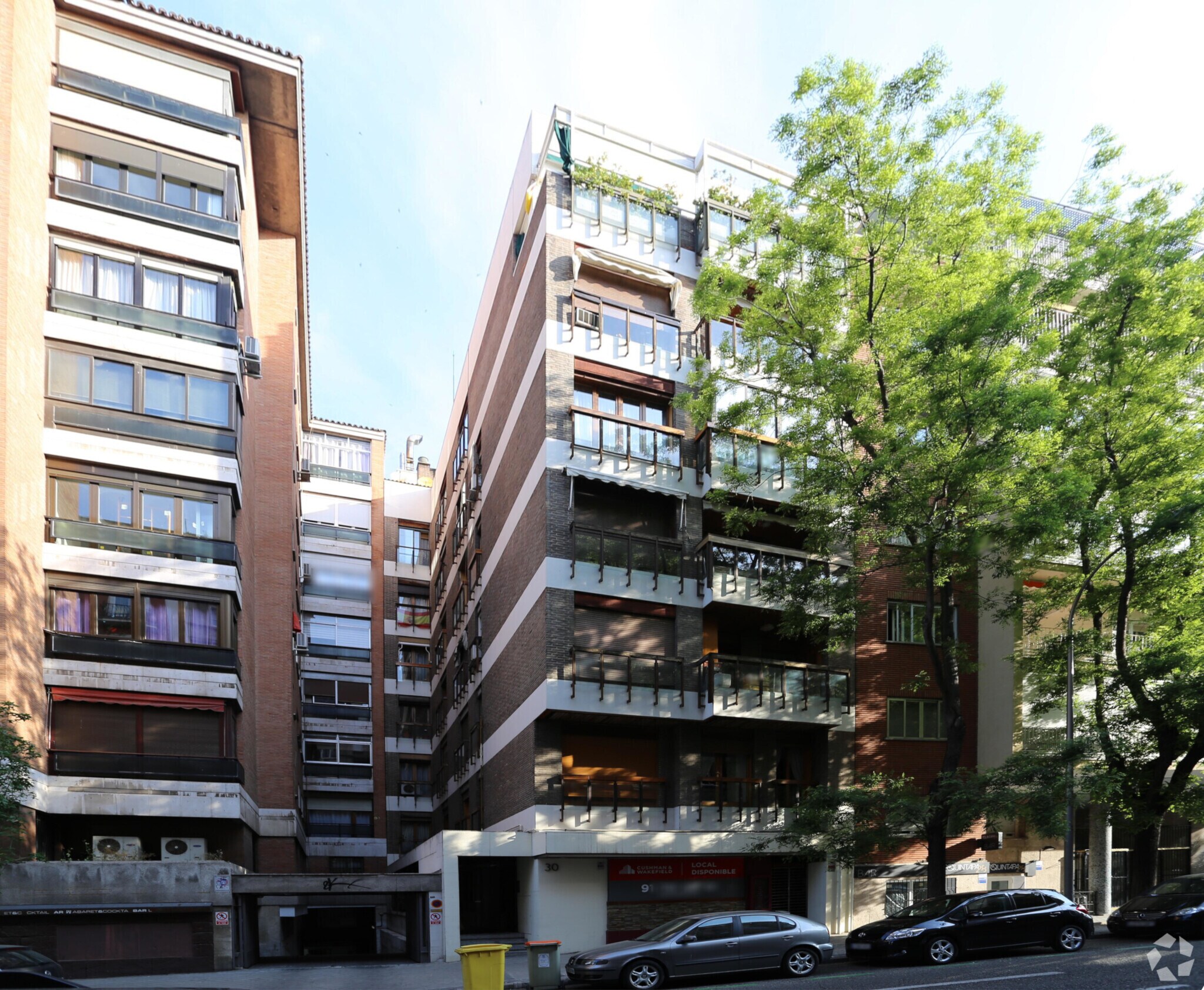 Immeuble residentiel dans Madrid, Madrid à vendre Photo du bâtiment- Image 1 de 2