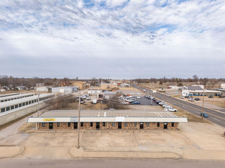 1202 N Harrison St, Shawnee, OK for sale - Building Photo - Image 2 of 88