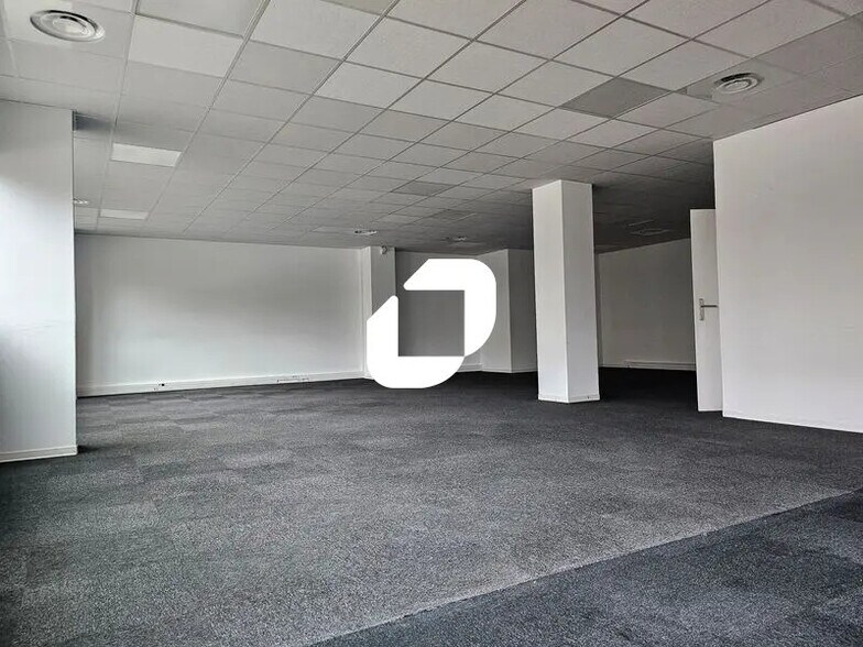Office in Montpellier for lease - Interior Photo - Image 3 of 17