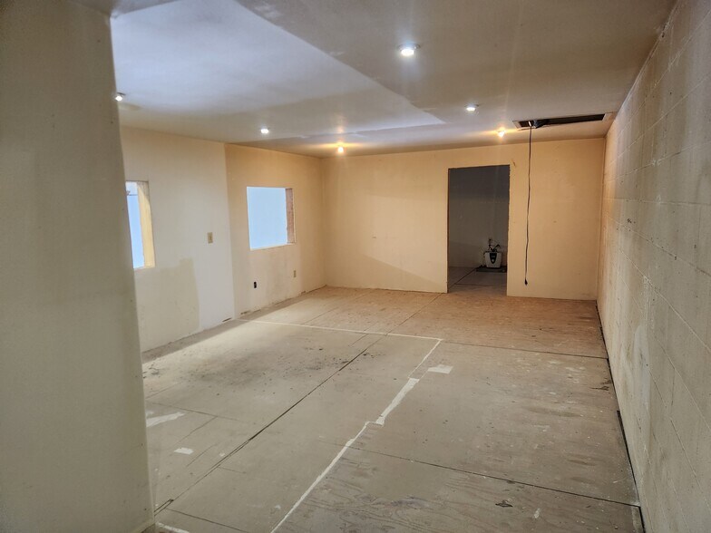 2464 NE Stapleton Rd, Vancouver, WA à louer - Photo du bâtiment - Image 3 de 3