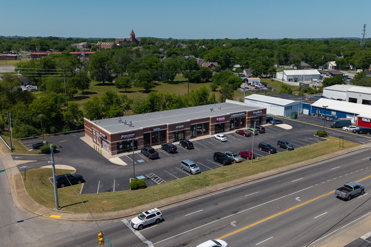 340-346 S Cumberland St, Lebanon, TN à louer Photo du bâtiment- Image 1 de 17