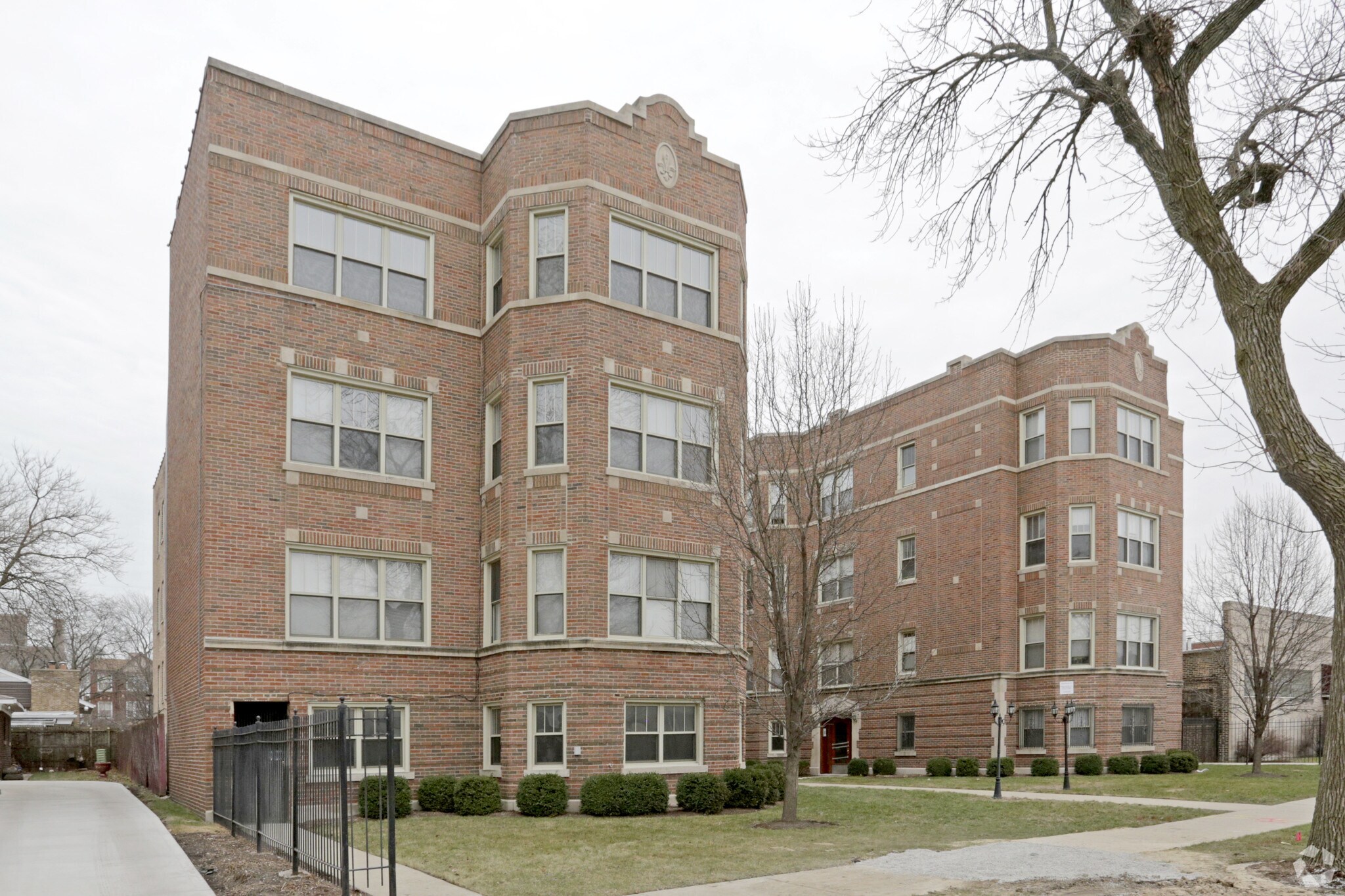 7041-7074 S Constance Ave, Chicago, IL for sale Primary Photo- Image 1 of 34