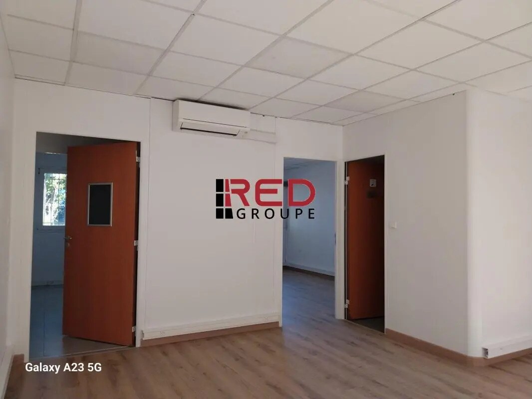 Office in Vitrolles for lease Building Photo- Image 1 of 7