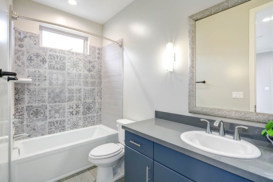 530 Fano St, Monrovia, CA for sale - Interior Photo - Image 3 of 30
