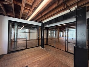 734 S Main St, Los Angeles, CA à louer Photo intérieure- Image 1 de 7