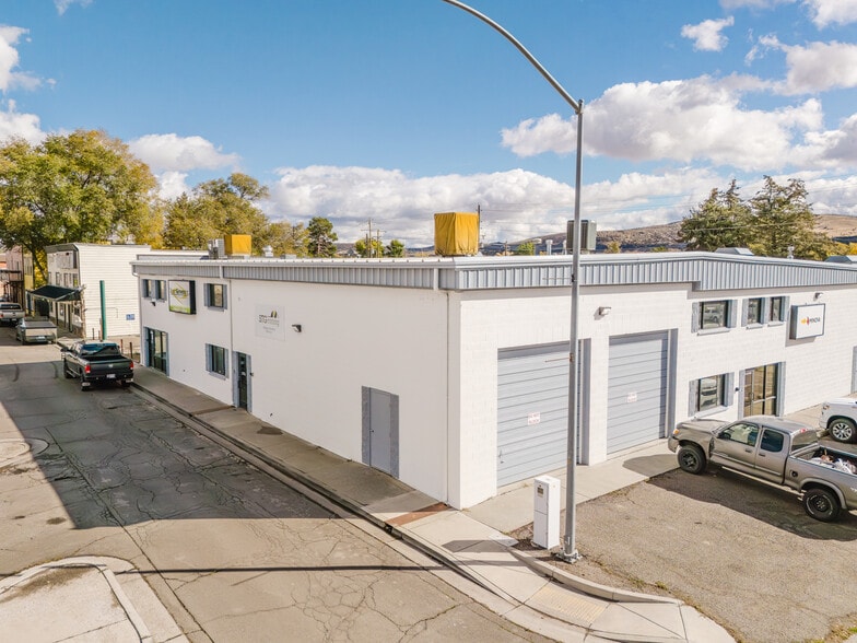 222 Silver St, Elko, NV for lease - Building Photo - Image 3 of 24