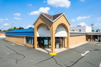 Plus de détails pour 22 E 4th St, East Greenville, PA - Commerce de détail à louer