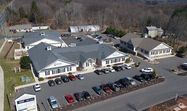 1131 West St, Southington, CT - Aérien Vue de la carte