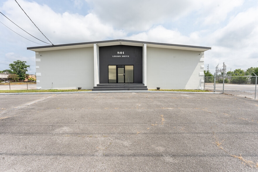 801 Legion Dr, Dalton, GA for lease - Building Photo - Image 2 of 14
