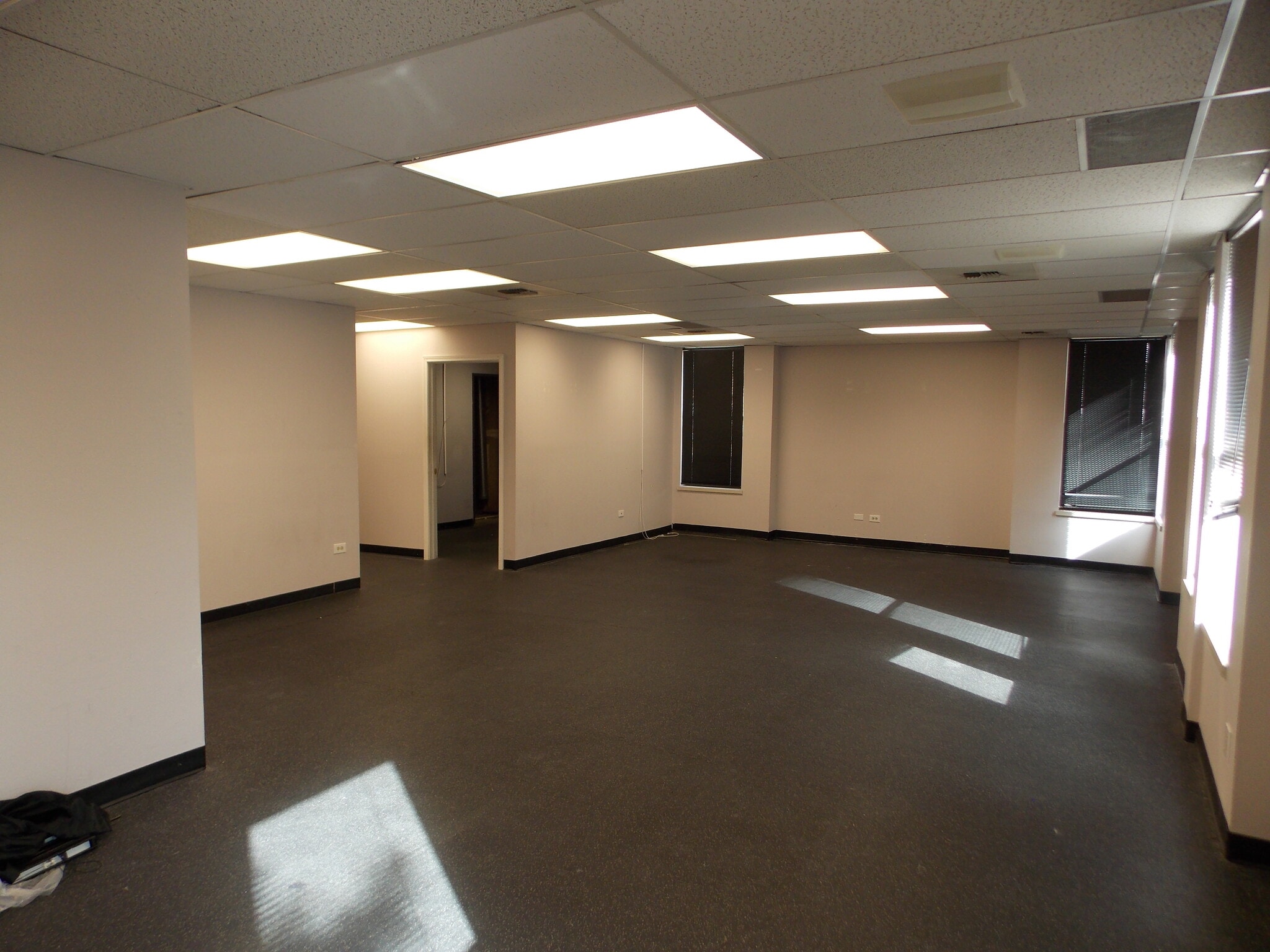 6595 S Dayton St, Greenwood Village, CO for lease Interior Photo- Image 1 of 2
