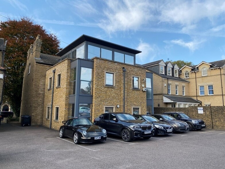 135-137 New London Rd, Chelmsford à louer - Photo du bâtiment - Image 3 de 9